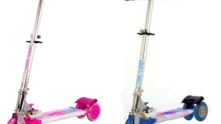 Scooter Kids Ozbozz Lightning Strike Scooter so COOL...Entertainer store