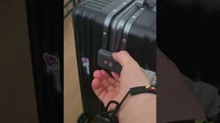 Nobl travel suitcases setting locks
