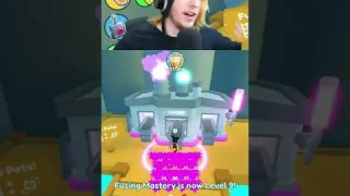KreekCraft Deletes the RAREST PET in Pet Simulator X #Shorts