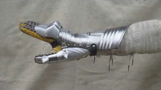 Gothic gloves 15st. Made in Armoury Al-master