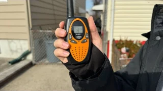 2 Way Radios for Adults & Kids - Walkie Talkie Set Review