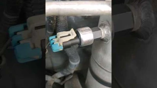 Vehicle A/C not working? Check this pressure switch first! #yukon #automobile #shorts