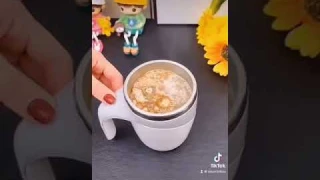 🎇Automatic mixing cups | Shaker cup |Kitchen Gadget #shorts #utensilssmarthome