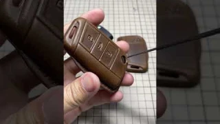 ✨👋Do you like this color Volkswagen key leather case?✌️✌️