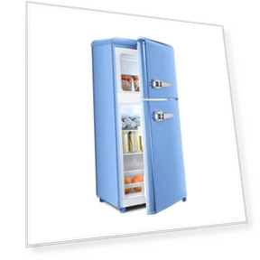 4 Cu. Ft. Retro Mini Refrigerator with Freezer, Adjustable Thermostat, Removable Shelves — Mini Fridges, OOTDAY
