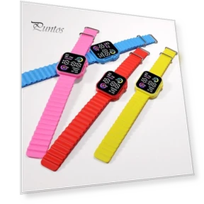 Creative Smart Watch — Wearable Accessories, Puntos Electronics