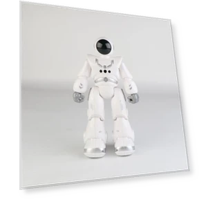 Space Robot with Remote Control — Interactive Figures & Robots, iPlay