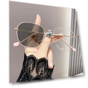 Fashionable Street Smart Sunglasses — Eyewear Collection, Exquisite glasses