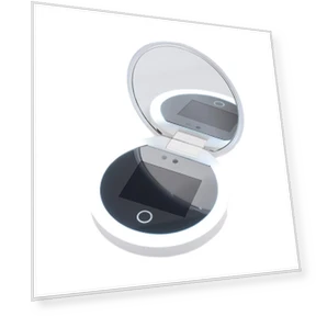 Smart UV Camera for Sunscreen Check — Compact & Travel, Actually lighting