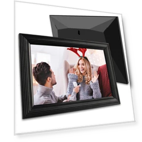 HD Digital Photo Frame with Wood Texture — Digital Frames, Holland Ham
