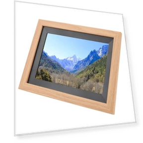 Digital Photo Frame with WiFi and Touchscreen — Digital Frames, OutsideWorld