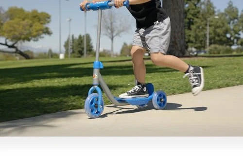 3-Wheel Kick Scooter for Younger Children — Electric Vehicles, Razor