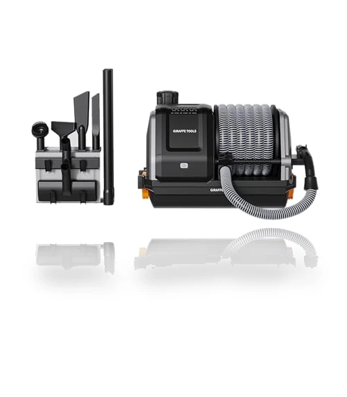 Grandstorm Retractable Vacuum Cleaner — Wet-Dry Vacuums, Giraffe Tools