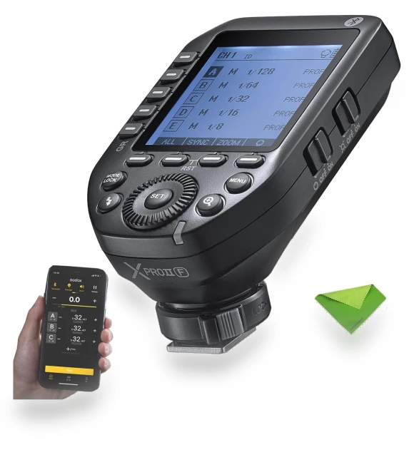 Wireless Flash Transmitter — Camera Flashes, Godox