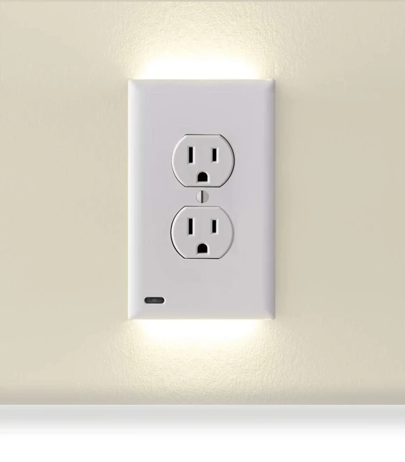 Small Night Light with Touch Panel and Socket — Night Lights, happyyu