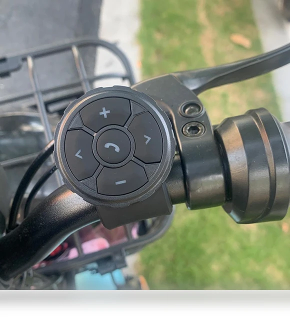 Wireless Remote Control for Helmet Headset — Wireless Headsets for Powersports, JOHO - CarGear