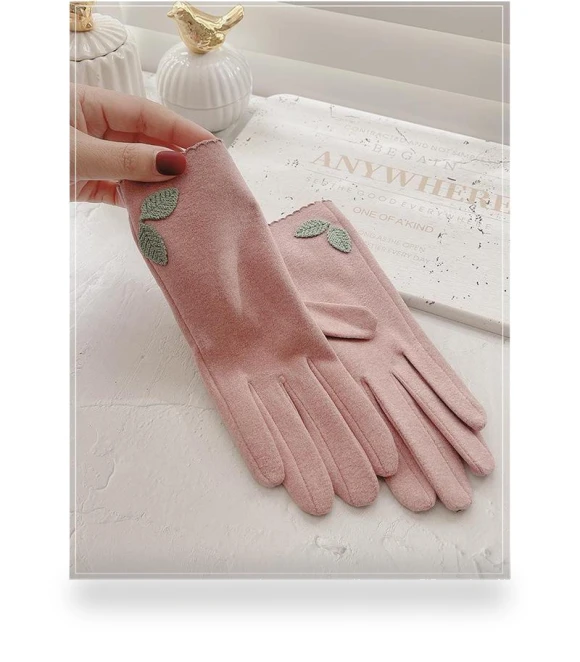 Winter Equestrian Gloves with Touchscreen — Riding Gloves, The Two