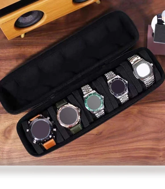 Shockproof Smartwatch Holder — Smartwatch Charging Solutions, Fengtu