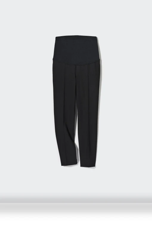 Smart Pants for Pregnant Women — Jeans, Uniqlo