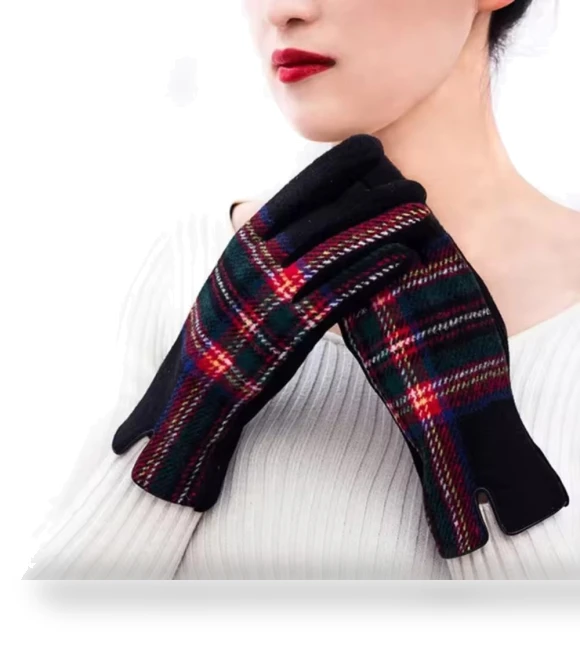 Gothic Checkered Gloves — Event-Ready Gloves, VFSonfgf