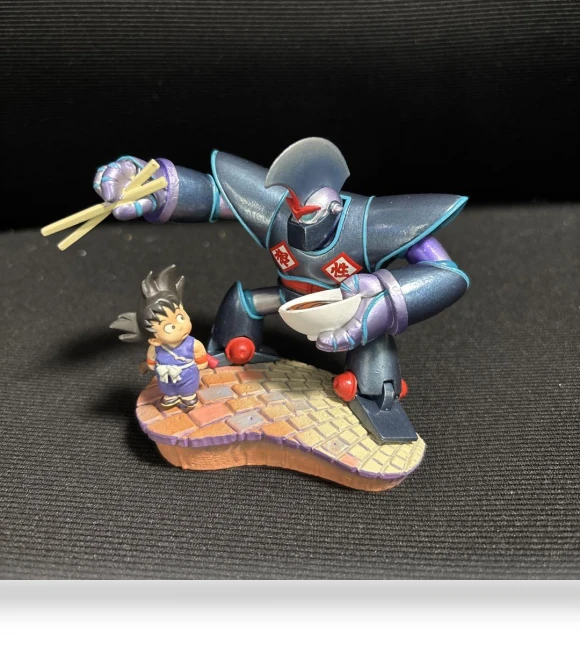 Oolong Robot & Son Goku — Nodding Collectibles, NO BRAND