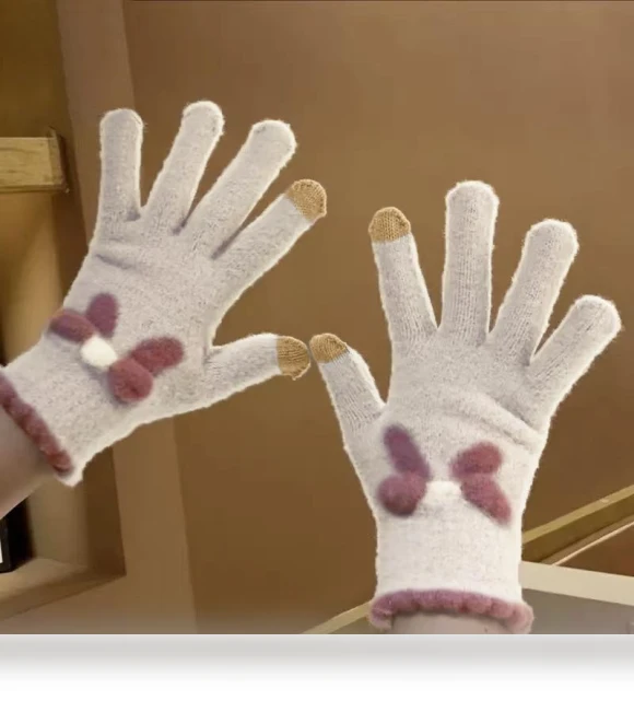 Touchscreen Knitted Gloves — Gloves, Knocked Her