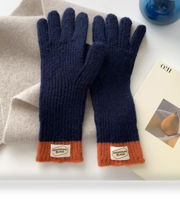 Touchscreen Gloves with Five Fingers — Cold Weather Gloves, Female s