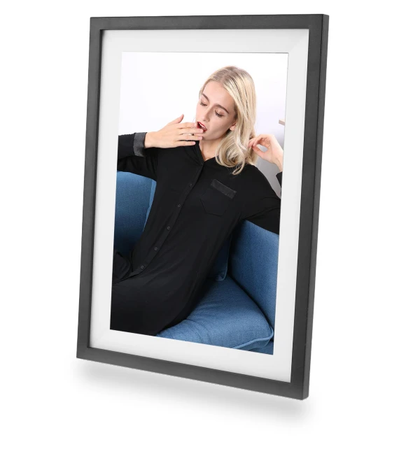 Digital Photo Frame with Touch Screen — Digital Frames, Honor Electronics