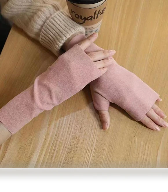 Fingerless Winter Gloves — Gloves & Mittens, One-point-three