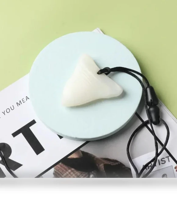 Sensory Chew Necklaces for Kids — Soothing Teethers, Yiran bag