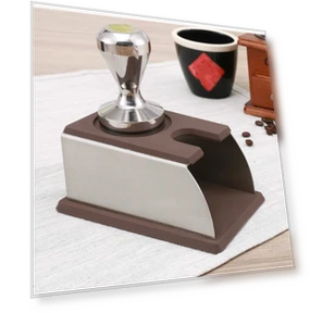 Integrated coffee press — Brewing Excellence