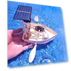 Solar Powered DIY Wooden Rowing Robot Toy Set — Solar Power, Sports Accessory