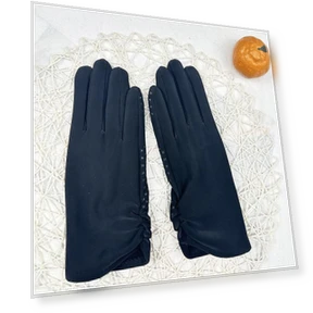 Winter Touchscreen Gloves — Gloves & Mittens, Female s