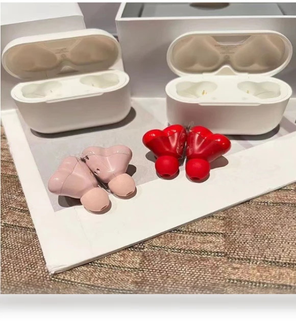 Heart-shaped Wireless Headphones — In-Ear Headphones