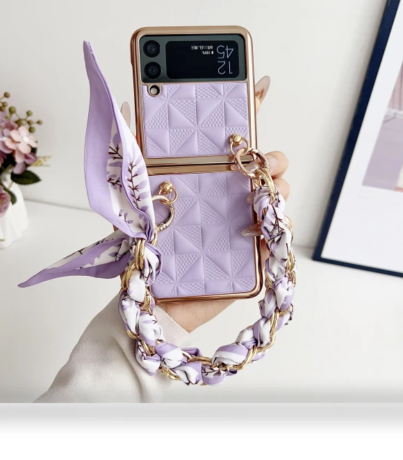 Grid Pattern Leather Phone Back Cover with Chain Bracelet — Flip Cases, Smartwatch 2025