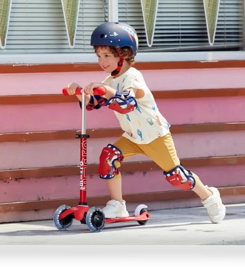 Mini Deluxe LED Three-Wheeled Scooter — Electric Vehicles, Micro