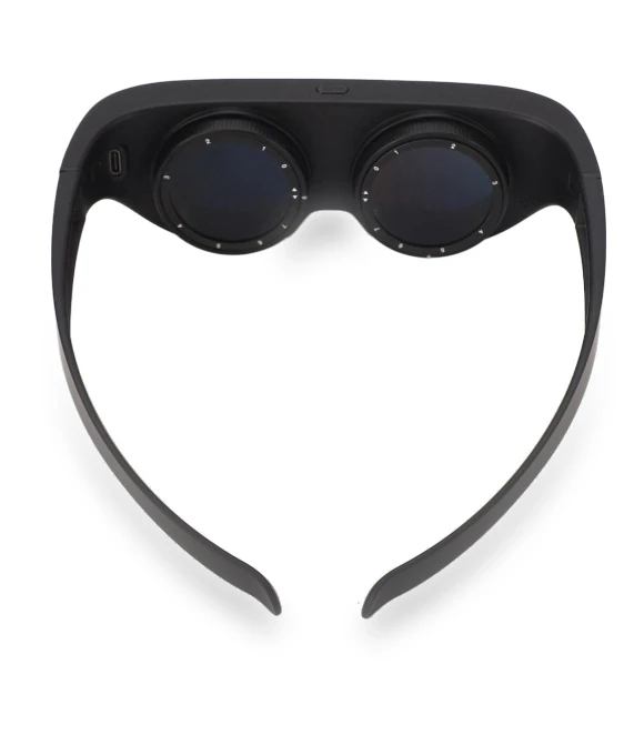 VR Headset Glasses — Virtual Reality, OutsideWorld