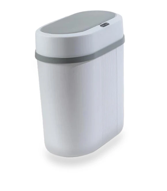 Smart Touchless Trash Can — Kitchen Cans, Simple and warm