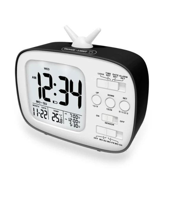 Simple Electronic Watch with Light-Sensitive Smart Features — Smartwatches, Fashionable bags